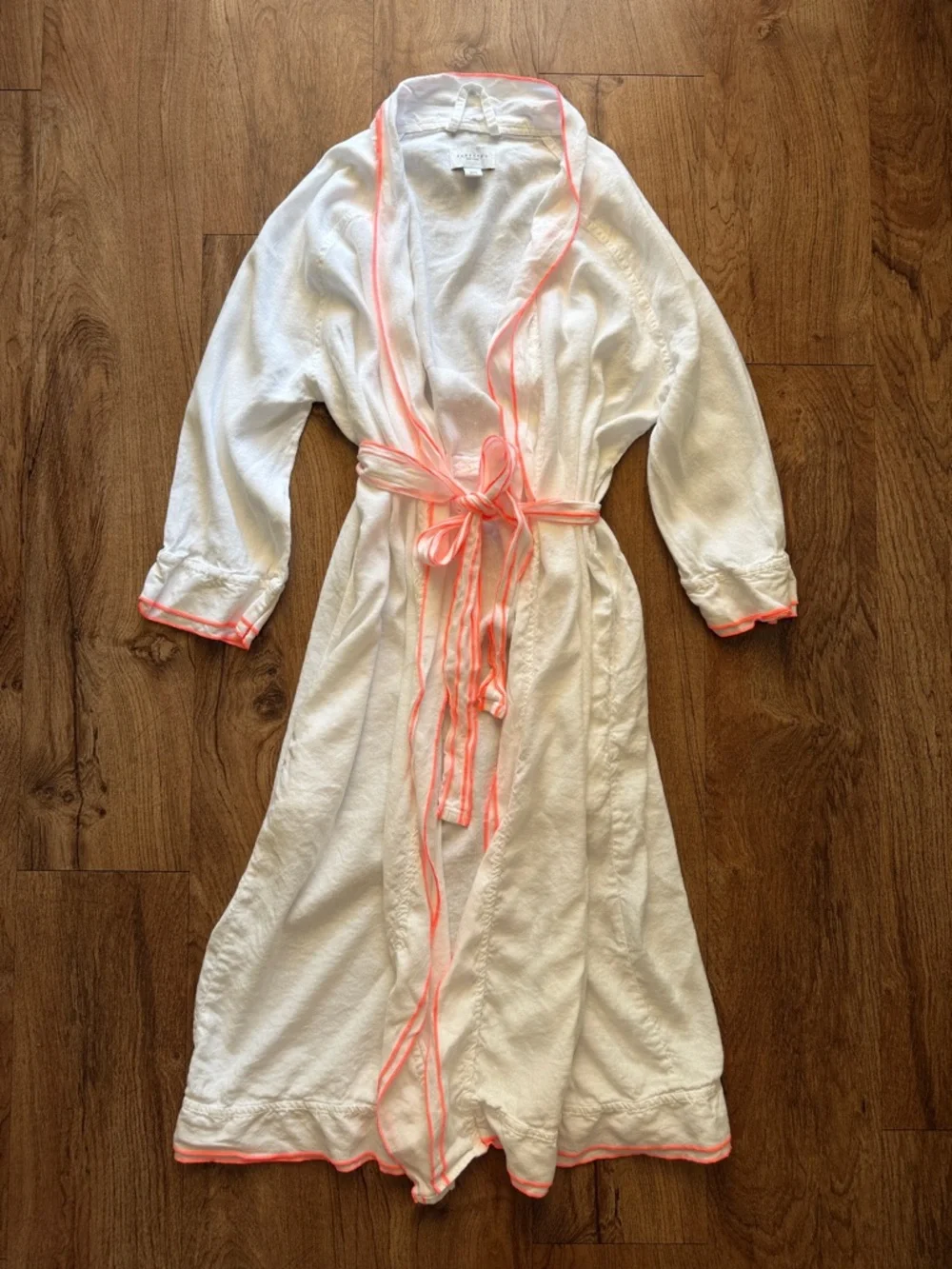 Linen Kassatex Robe - Picture 2 of 9